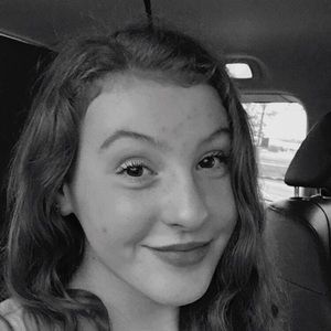 Meet your Posher, Melina